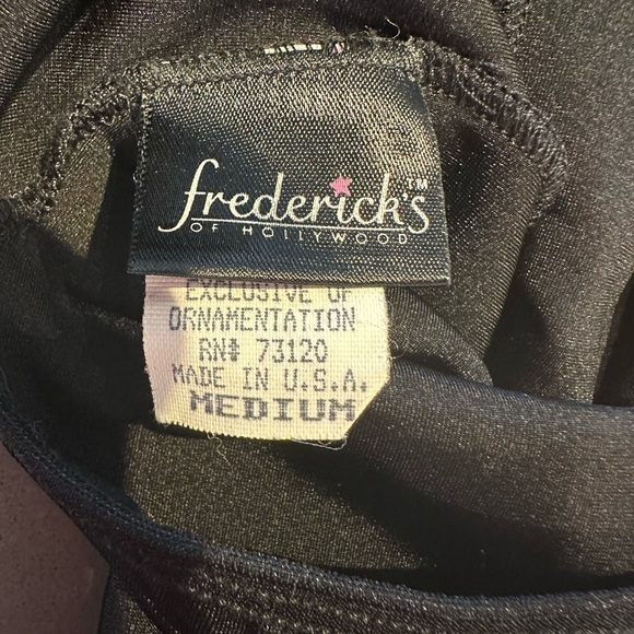 Fredrick's of Hollywood V-Neck Spiderwoman Long Sleeve Bodysuit Black/Red Medium - Picture 14 of 17